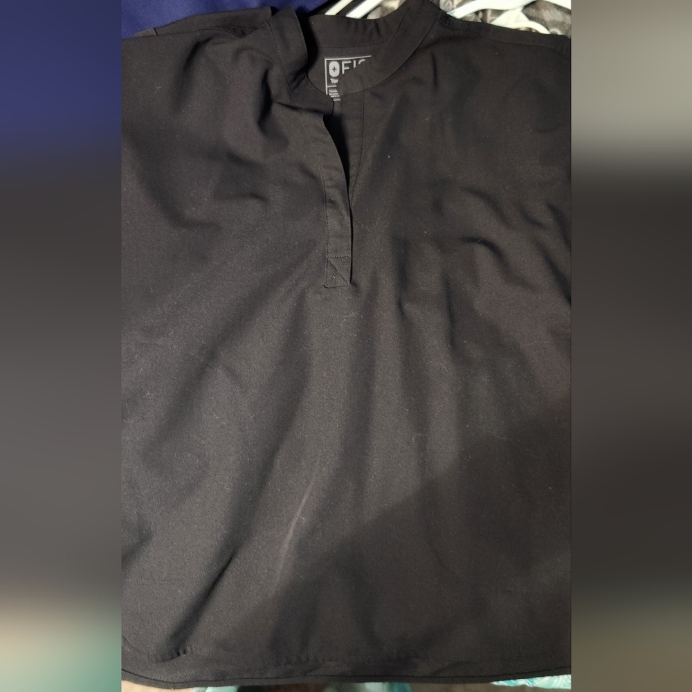 Womens scrubs tops set of 2 black Figs Technical Collection